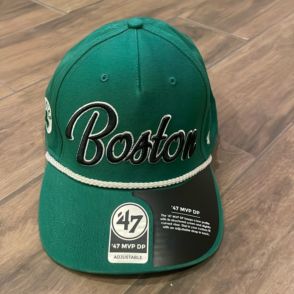 SOLD NWT Boston Celtics Hat